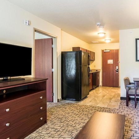 Cobblestone Hotel&Suites - Greenville Buitenkant foto