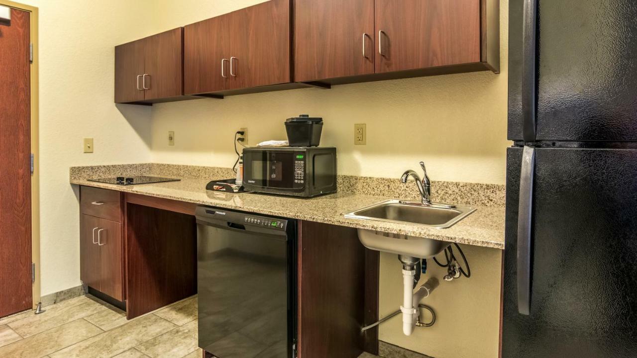 Cobblestone Hotel&Suites - Greenville Buitenkant foto