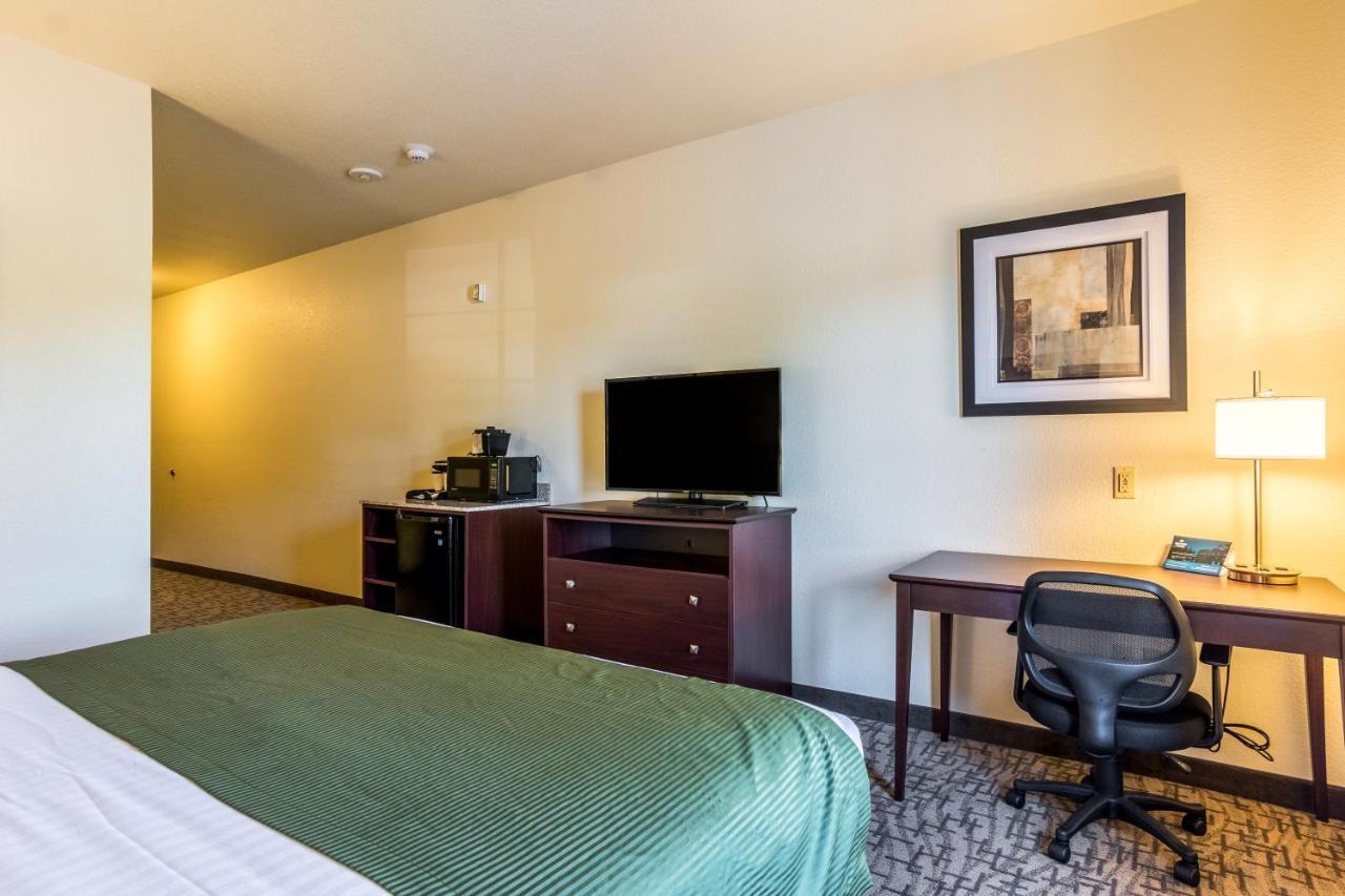 Cobblestone Hotel&Suites - Greenville Buitenkant foto